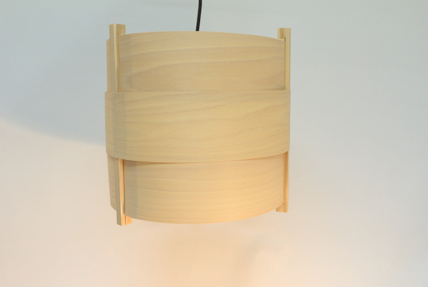 Lámpara Concéntrica de madera de Haya