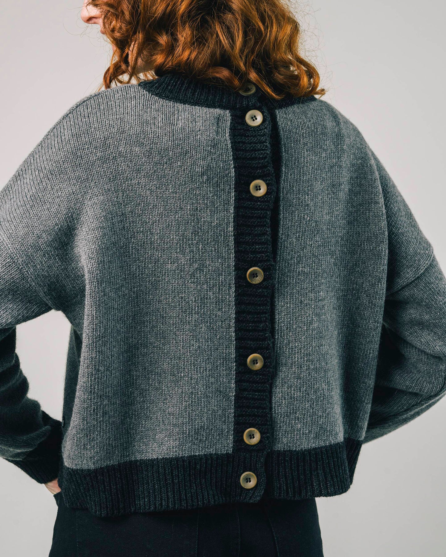 Back Buttons Sweater Grey