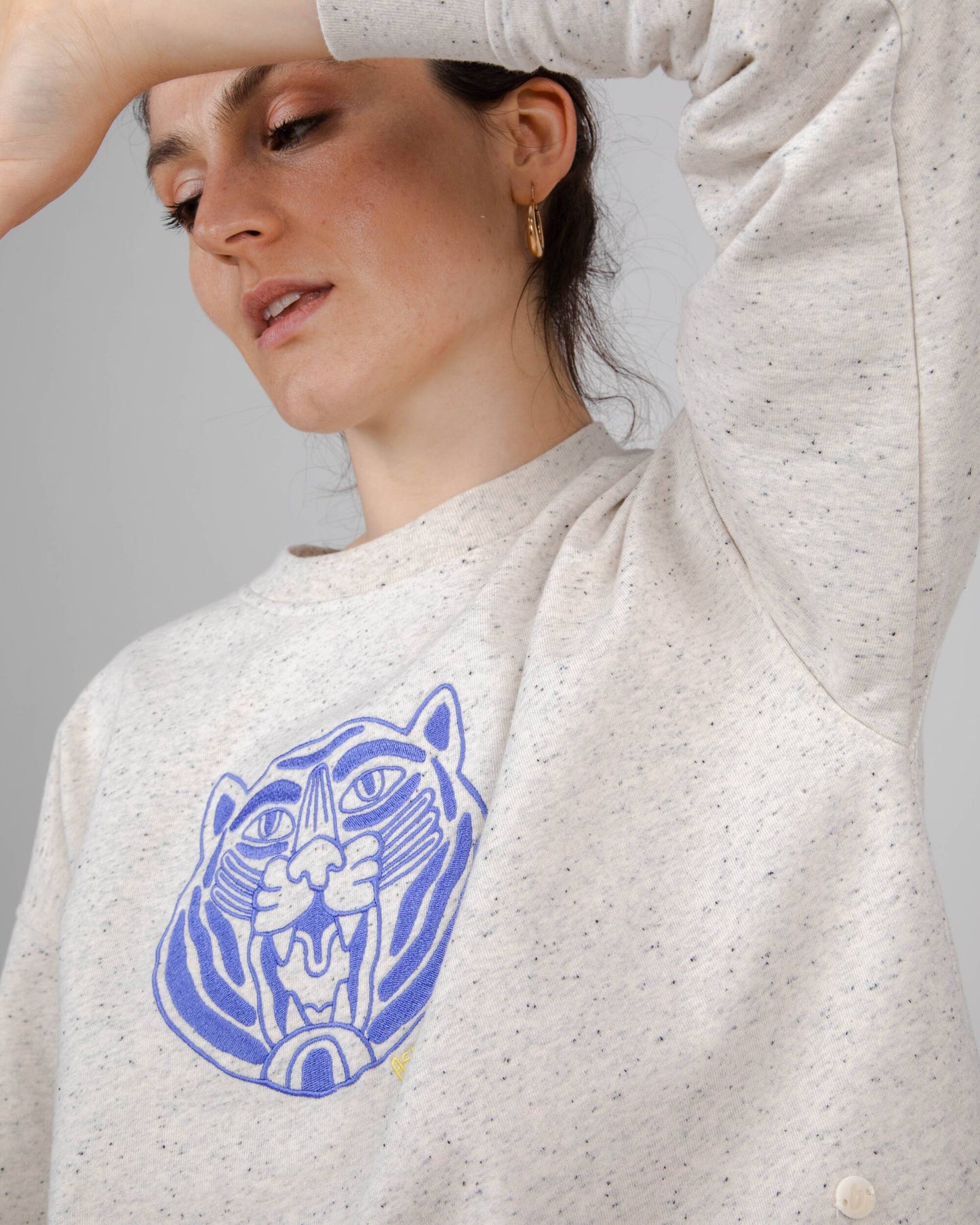 Tiger Rounded Sweatshirt Ecru