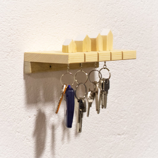 Key rack with key rings 