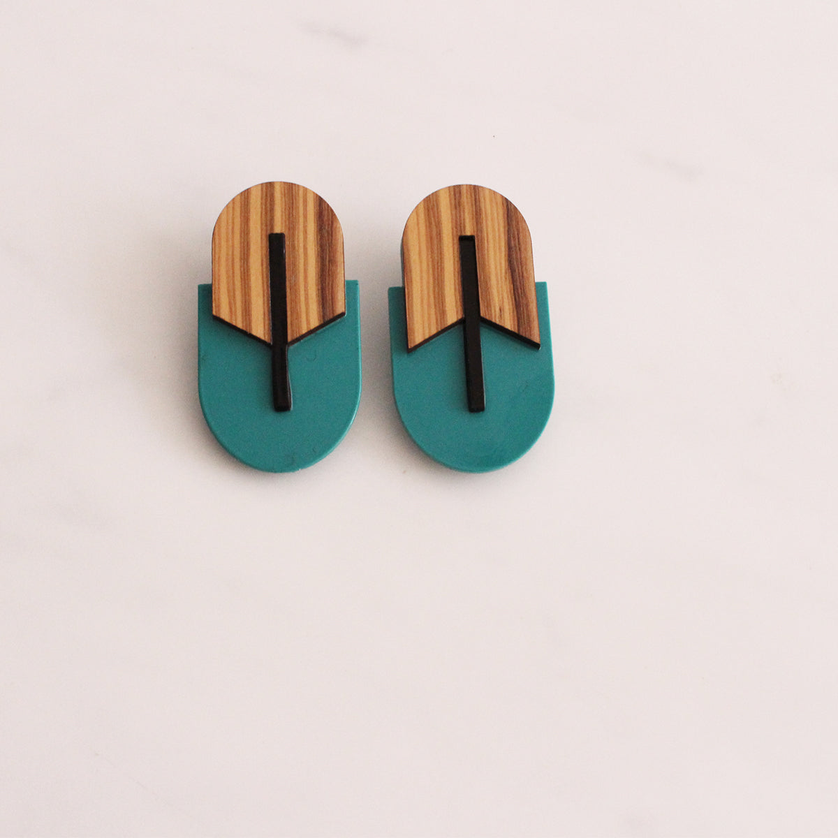 Cellulose acetate Goliath earring