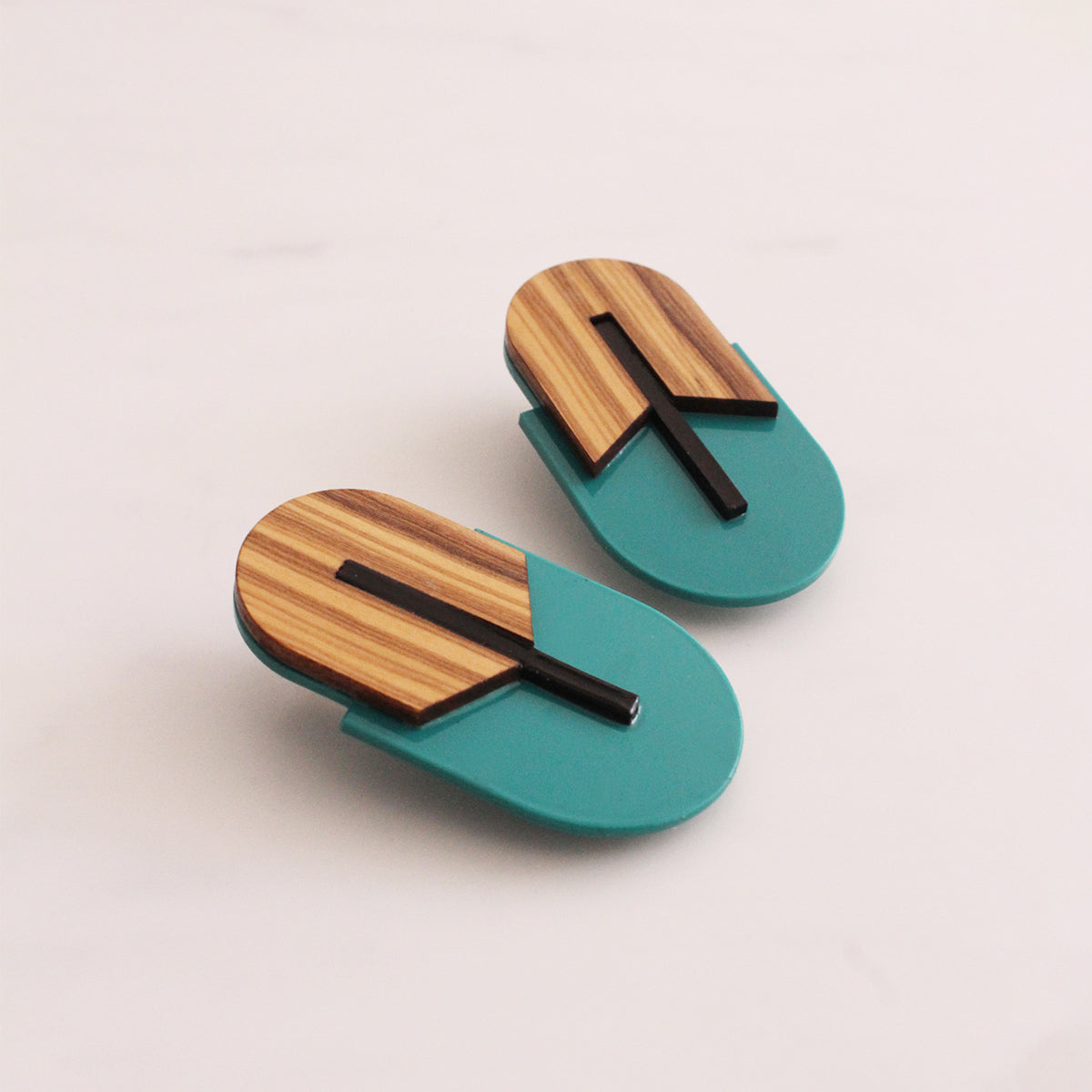 Cellulose acetate Goliath earring