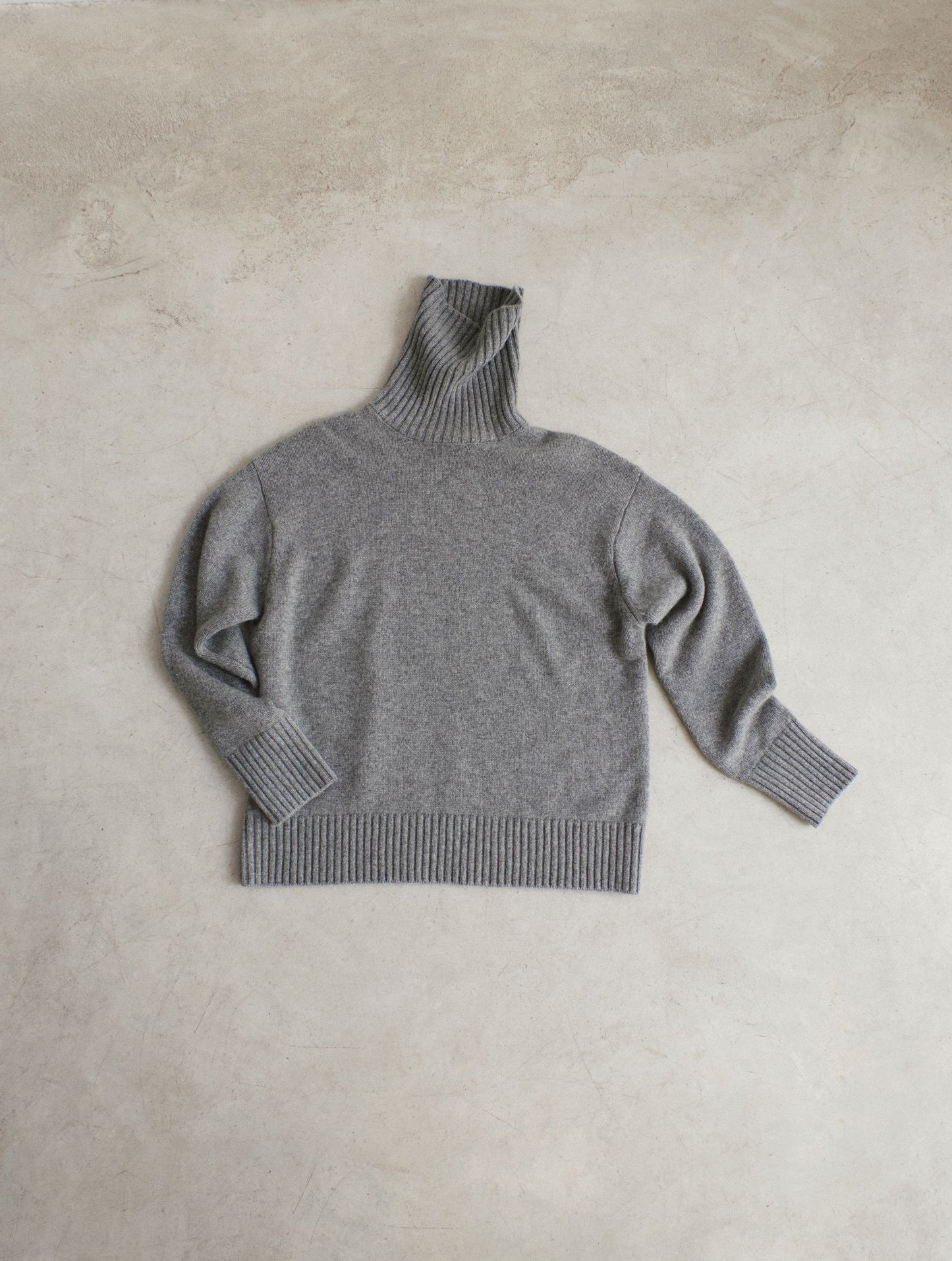 Jersey Cashmere knitted turtleneck