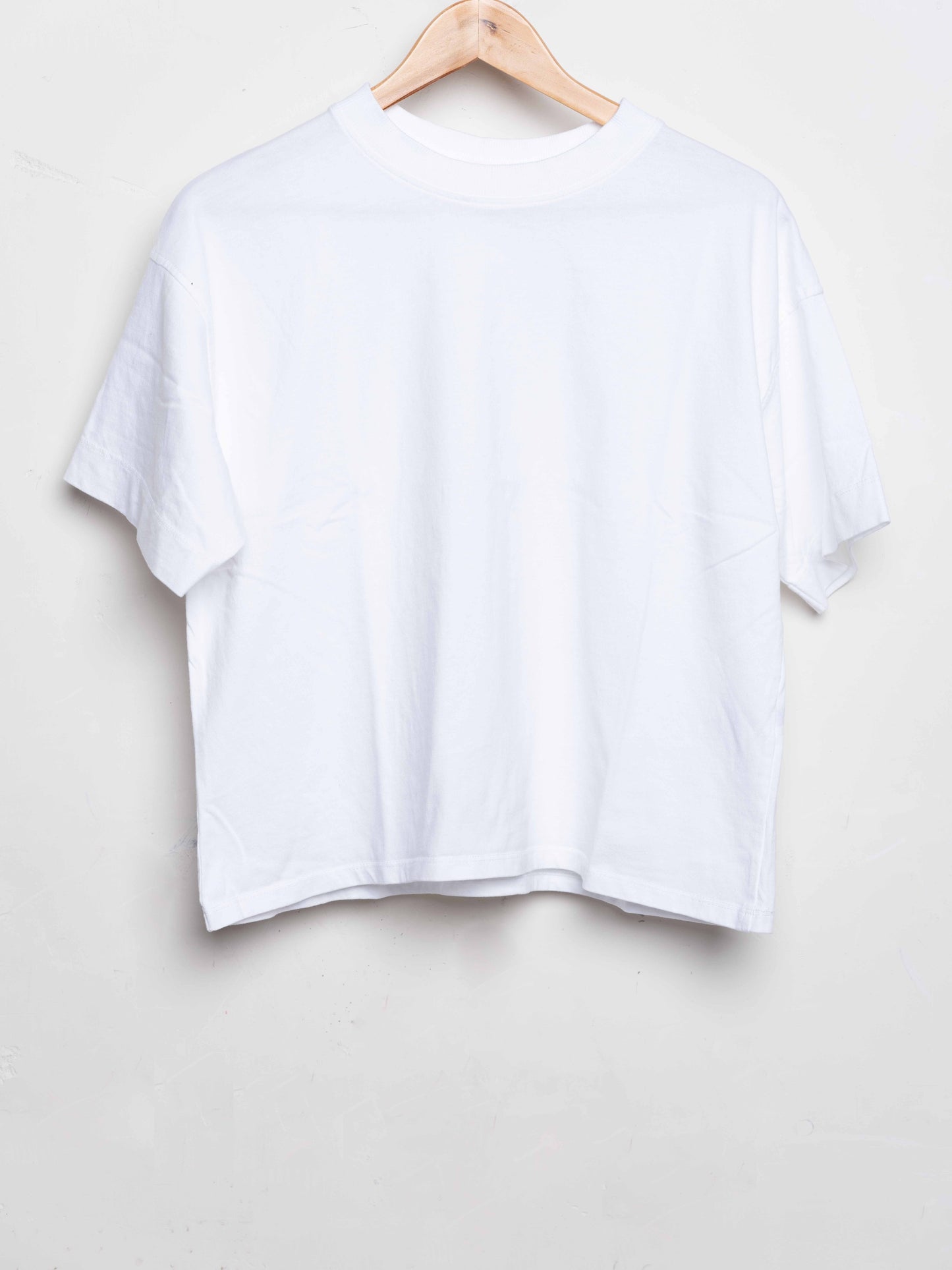 Mia White Basic T-shirt