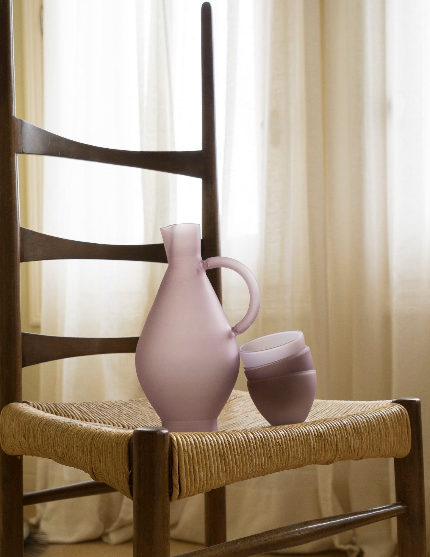 Mauve pitcher