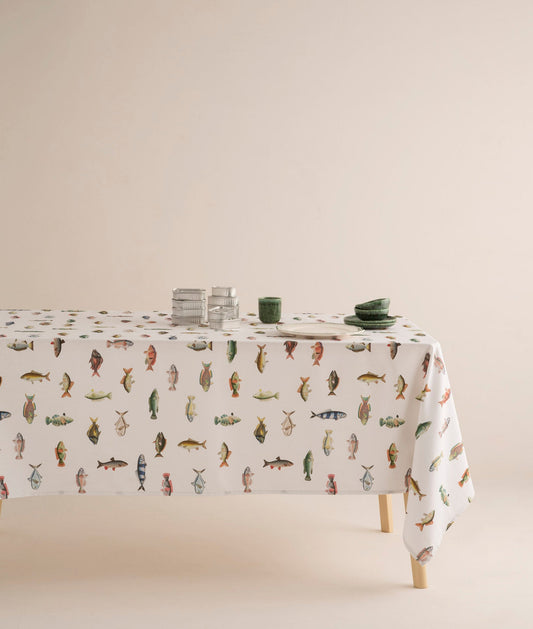 Stain-Resistant Fish Tablecloth 140x140 - Hana Lole