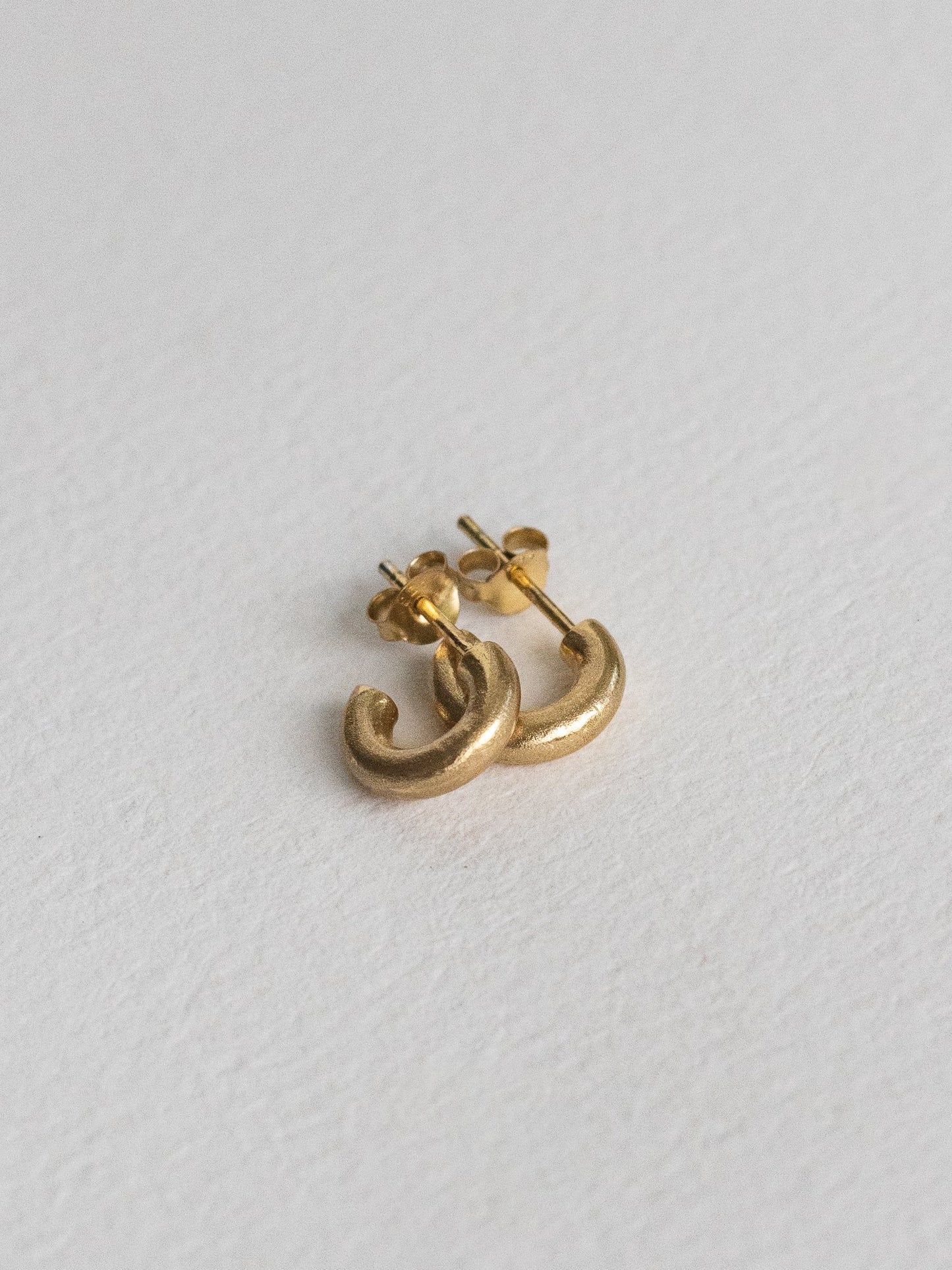 NY hoops (s) gold earrings