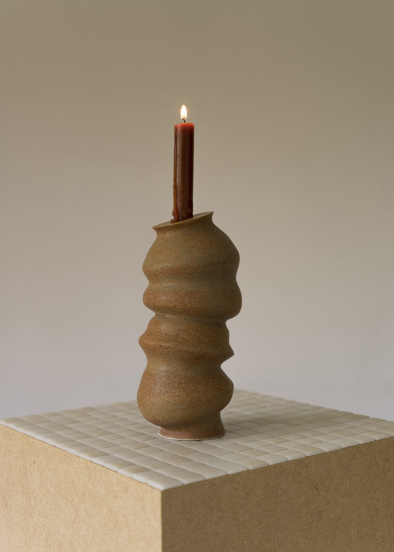 Red Brown Movement Candlestick