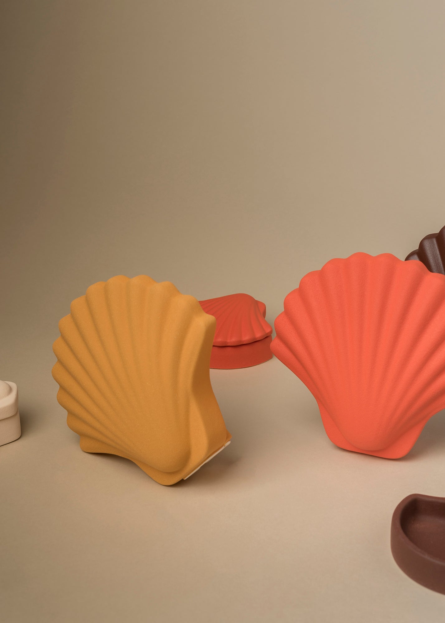 Dark Ocher Seashell Vase