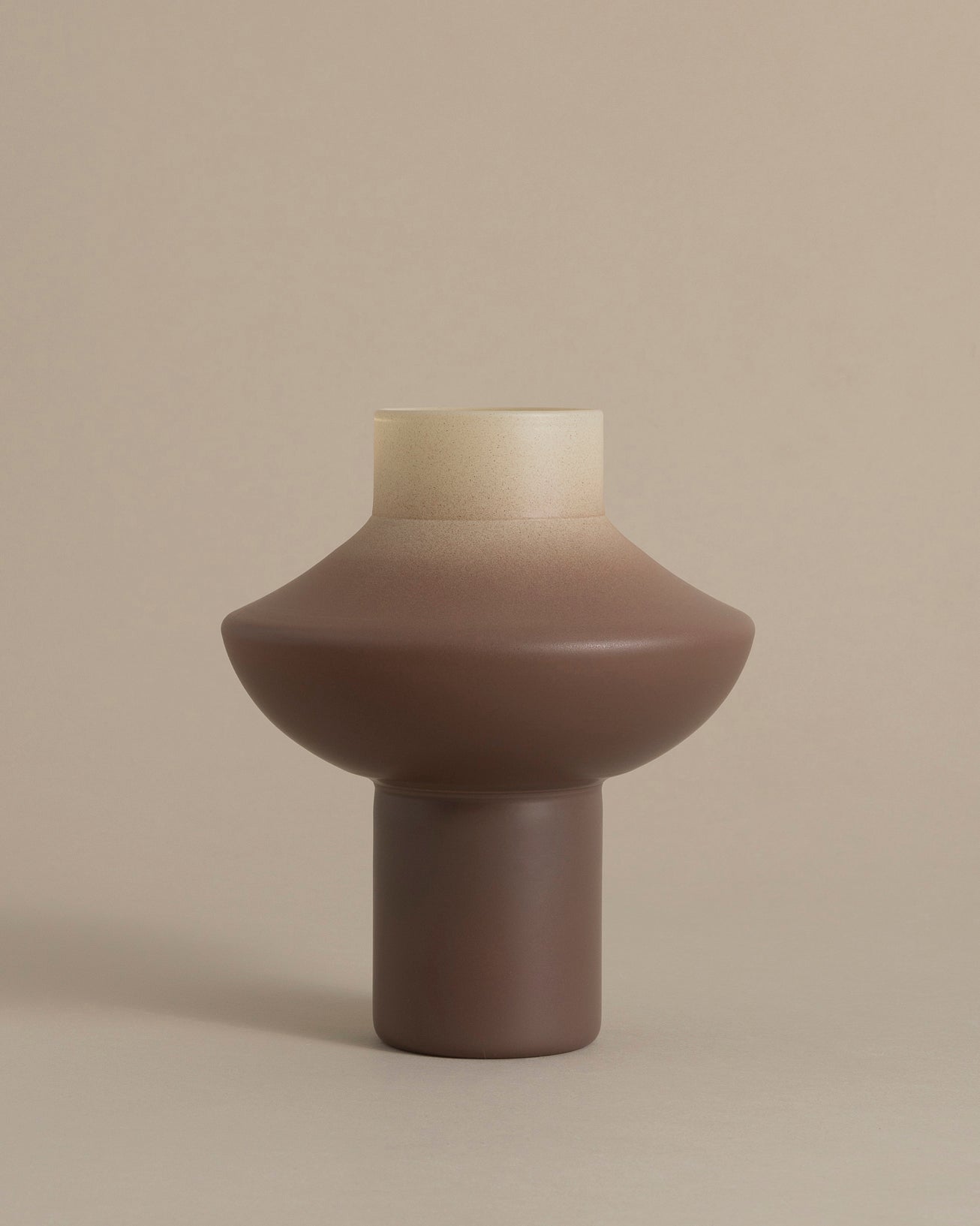 Brown-Beige Degrade Mont vase