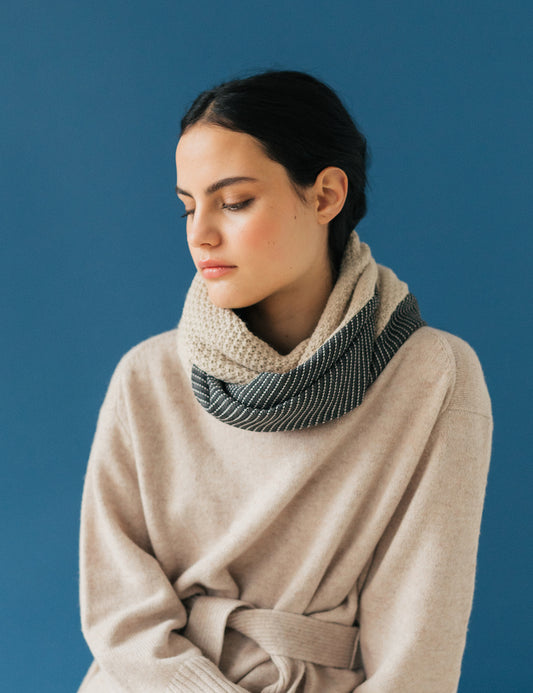 Jacqueline knit collar
