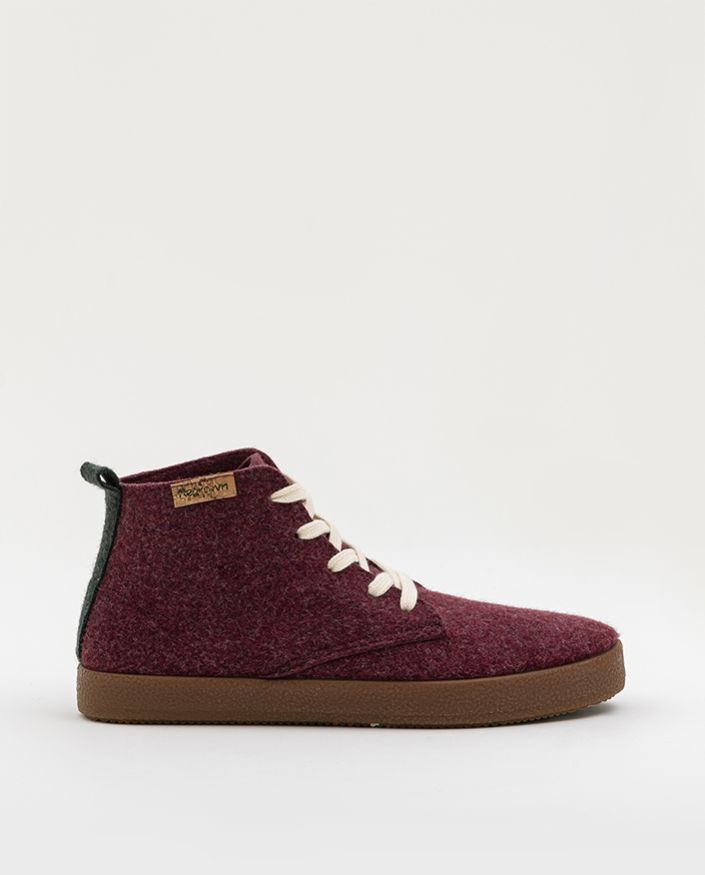 Red boots made of recycled material acacia large burgundy